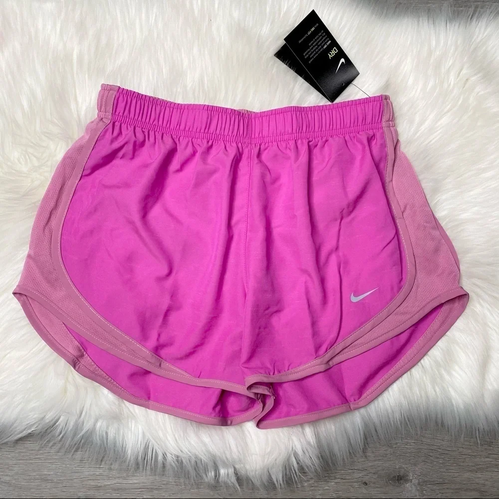 Nike | Women’s Tempo Running Shorts